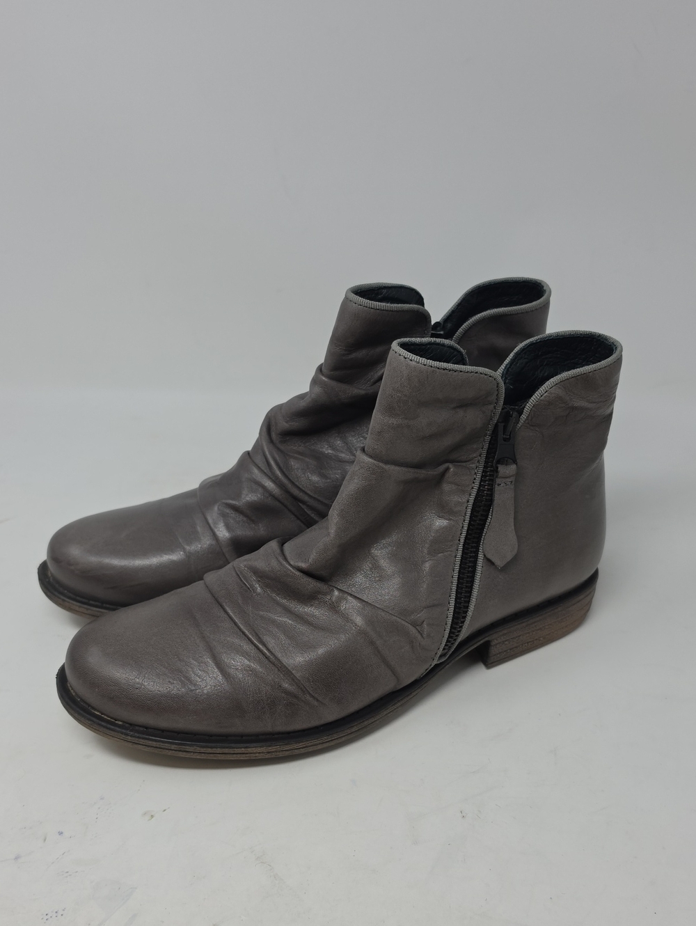 Miz Mooz  Ruched Leather Wide Width Ankle Boots - Lucy - Graphite Size 40